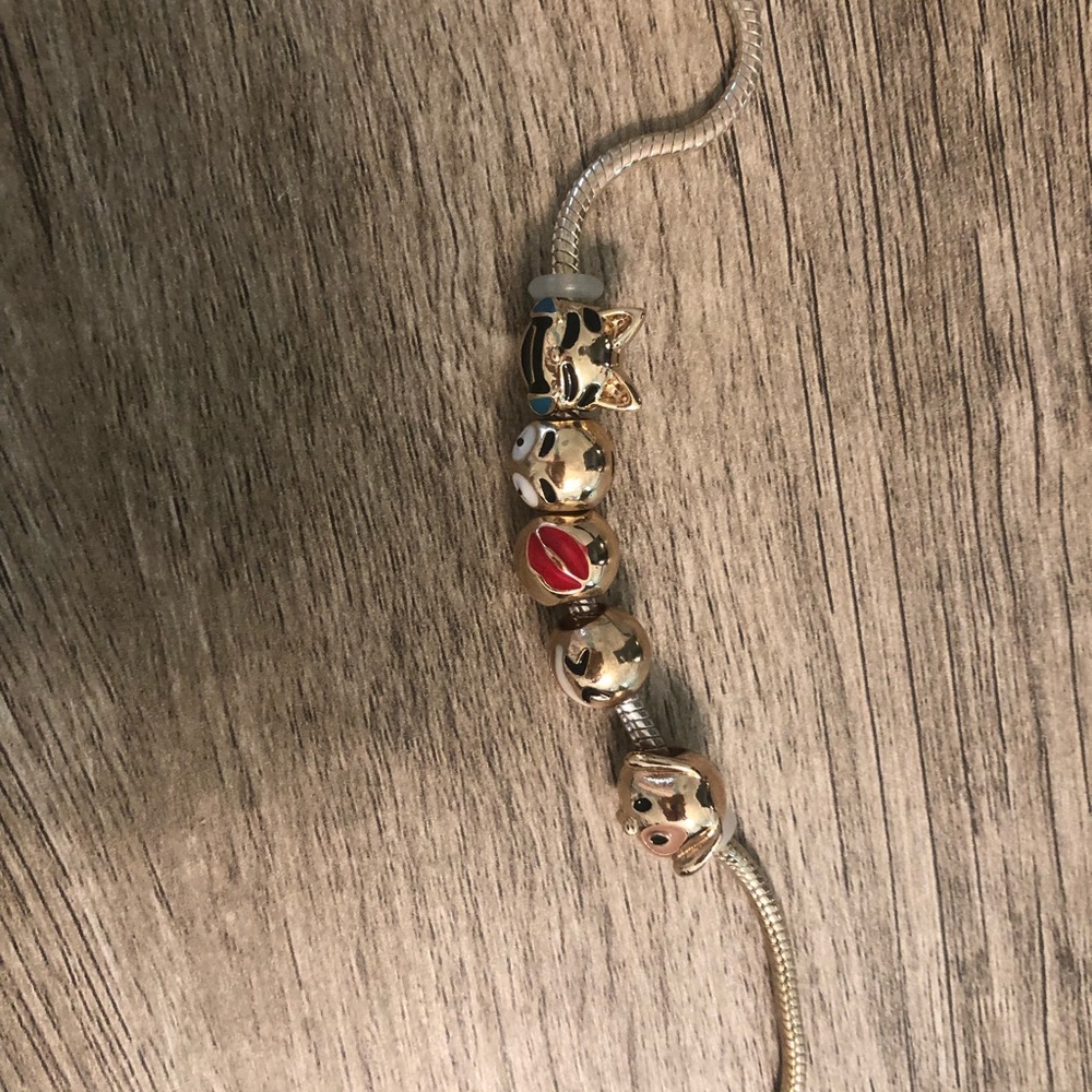 Emojis charm bracelet